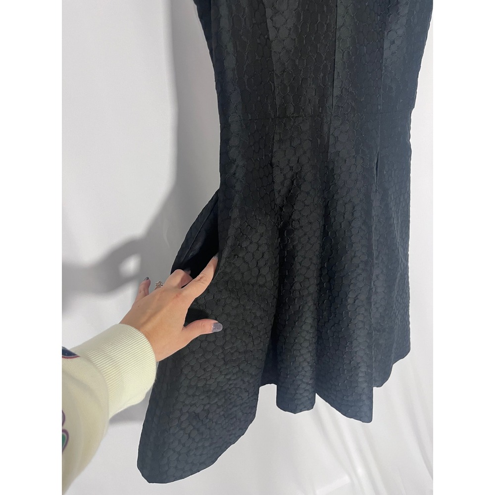 NWT Banana Republic Black Textured Fit & Flare Dress Size 8 Pockets Holiday - Picture 7 of 9